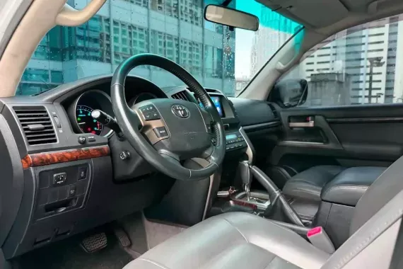 Toyota Land Cruiser 2010 photo 4