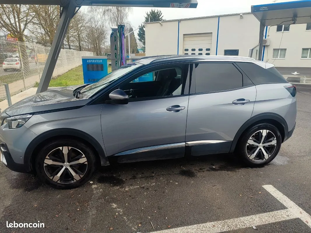 Peugeot 3008 2018 photo 2