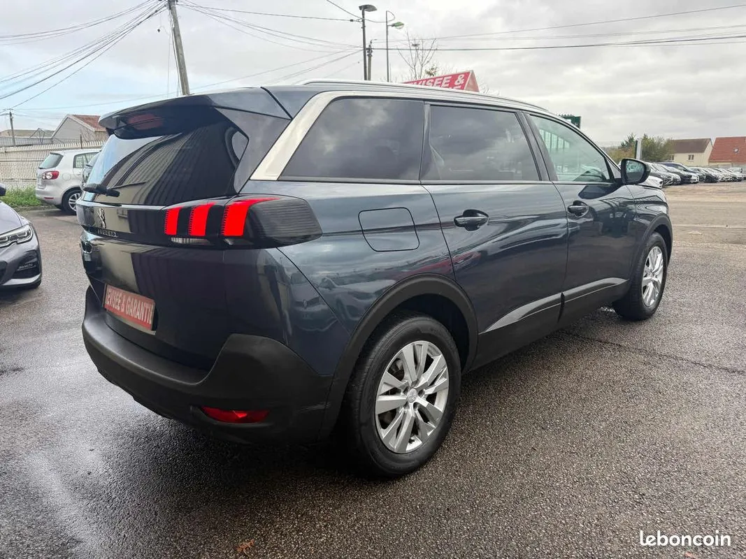 Peugeot 5008 2018 photo 3