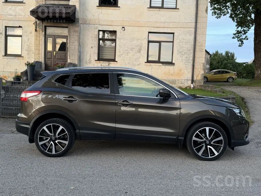 Nissan Qashqai 2014 photo 4