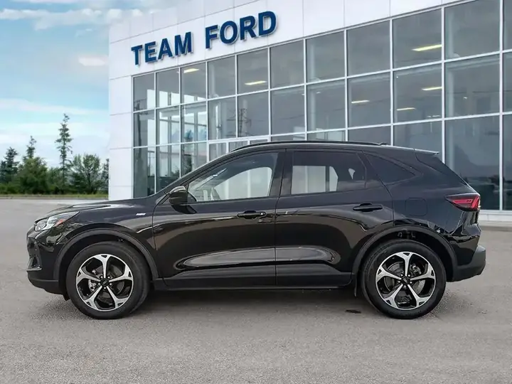 Ford Escape 2025 photo 3