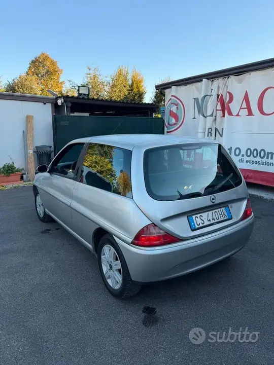 Lancia Ypsilon 2003 photo 3