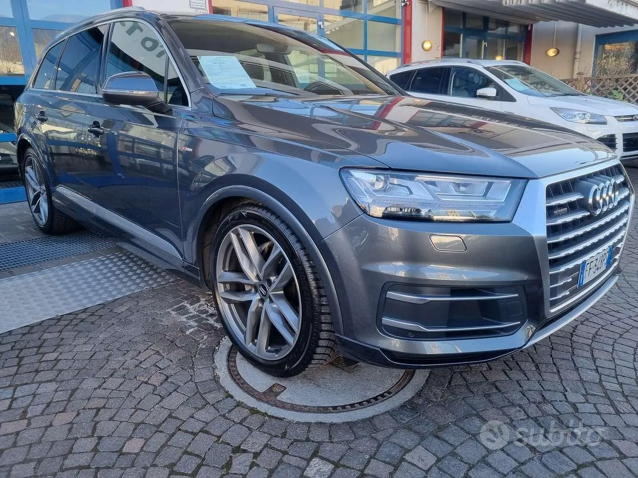 Audi Q7 2016 photo 2