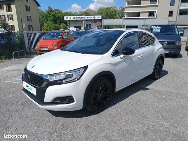 DS Automobiles Ds 4