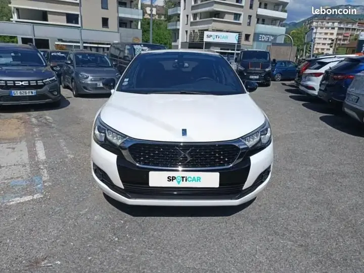 DS Automobiles Ds 4 2016 photo 2