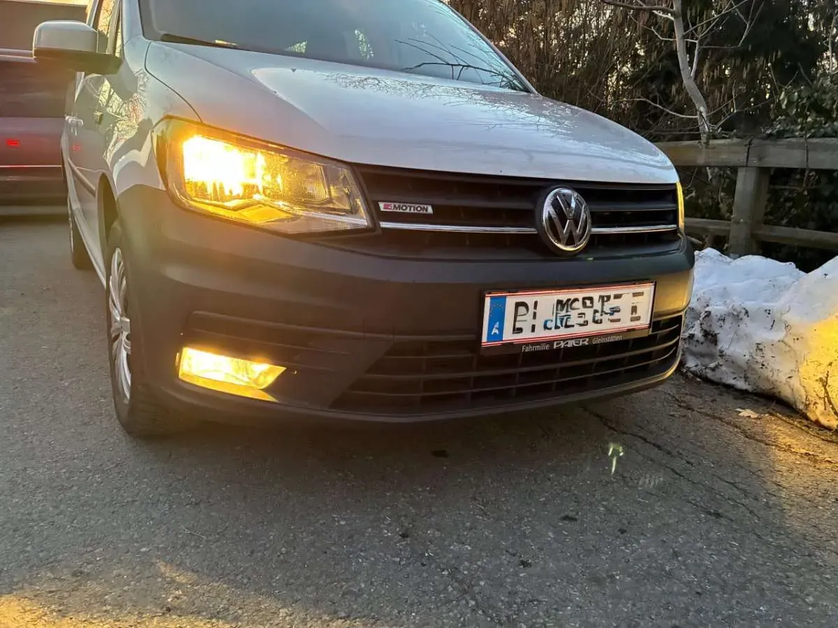 Volkswagen Caddy 2017 photo 2