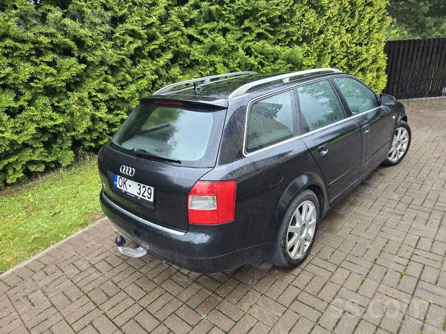 Audi A4 2004 photo 2