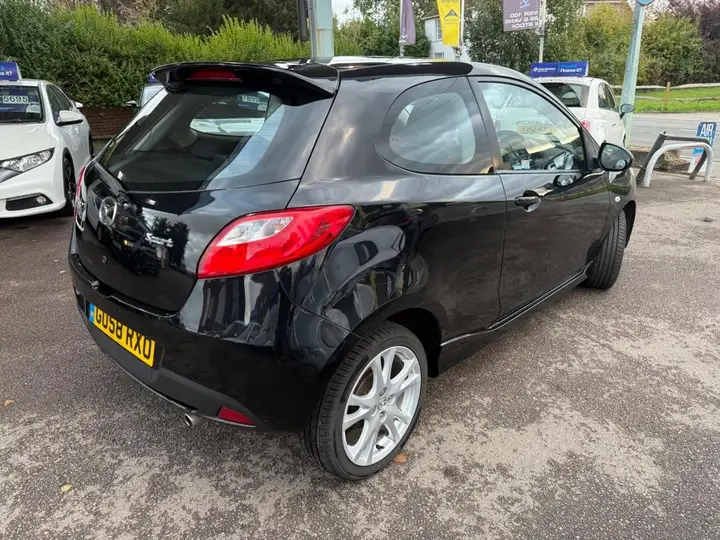 Mazda Mazda2 2008 photo 5