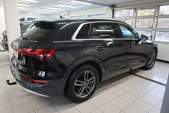Audi E-Tron 2021 photo 5
