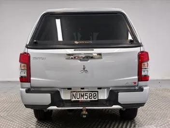Mitsubishi Triton 2022 photo 5