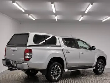 Mitsubishi Triton 2022 photo 4
