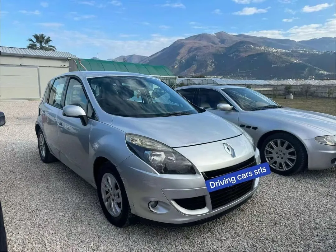 Renault Scenic 2010 photo 3