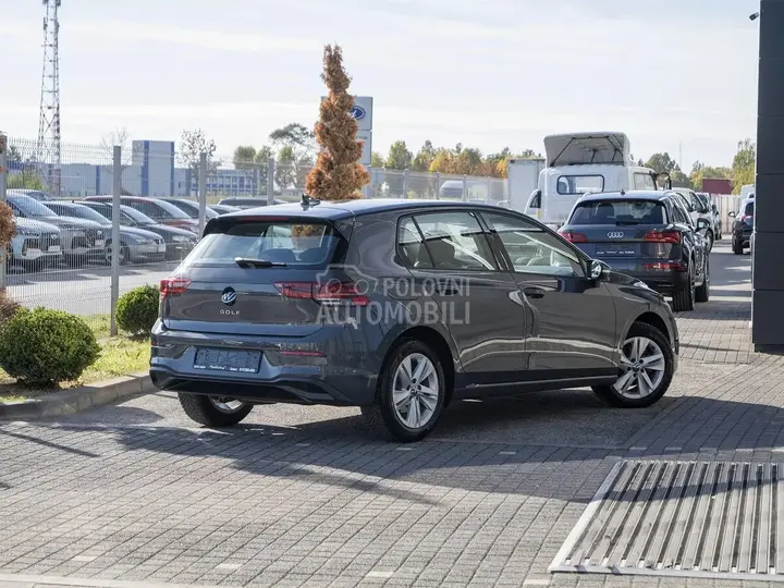 Volkswagen Golf 8 2021 photo 3