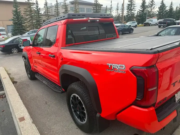 Toyota Tacoma 2024 photo 2