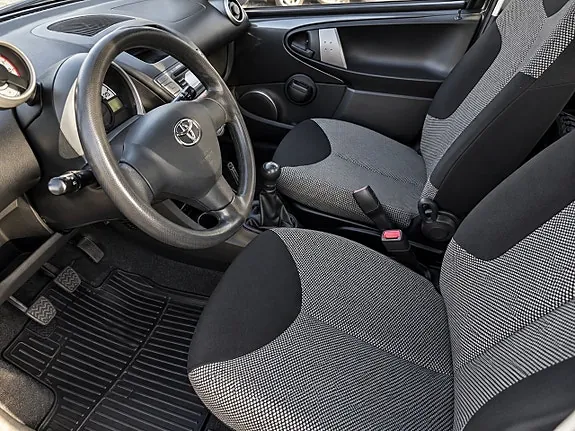 Toyota Aygo 2014 photo 5