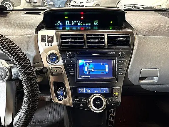 Toyota Prius 2012 photo 5