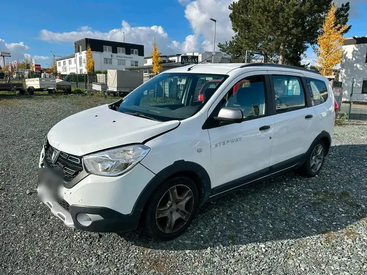 Dacia Lodgy