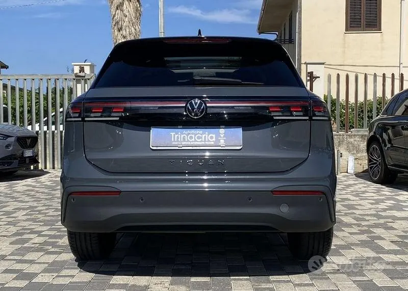 Volkswagen Tiguan 2024 photo 5