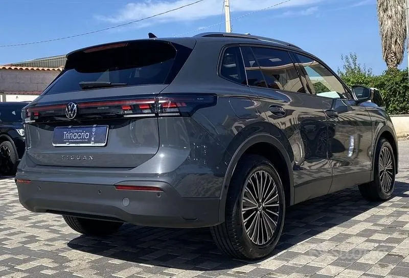 Volkswagen Tiguan 2024 photo 4
