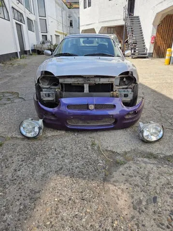 MG F