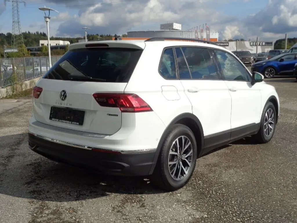 Volkswagen Tiguan 2023 photo 3