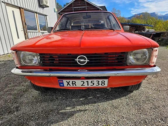 Opel Kadett 1977 photo 2