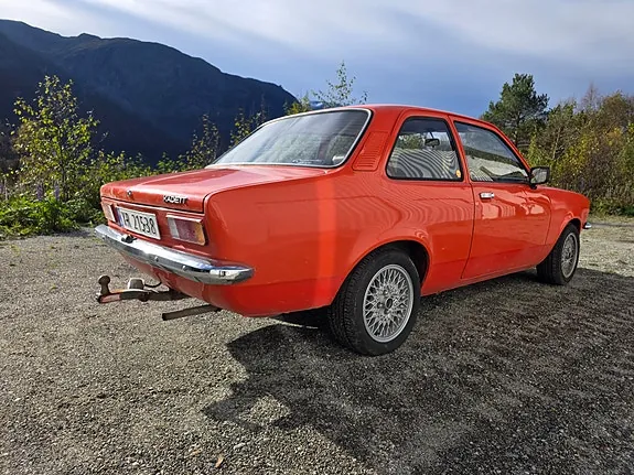 Opel Kadett 1977 photo 4