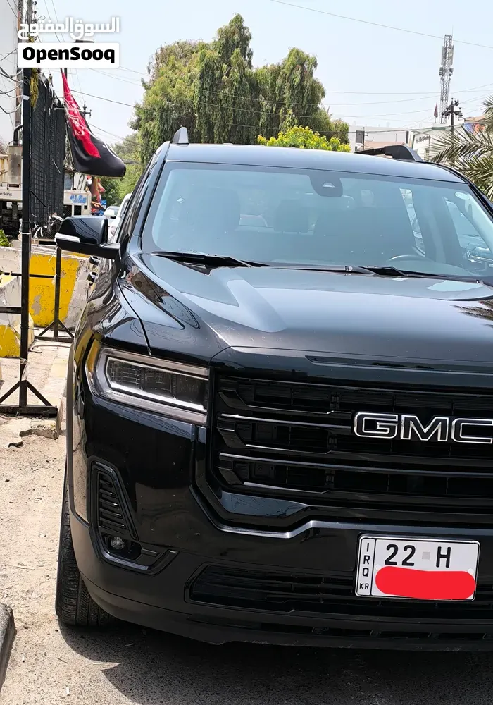 GMC Acadia 2023 photo 2