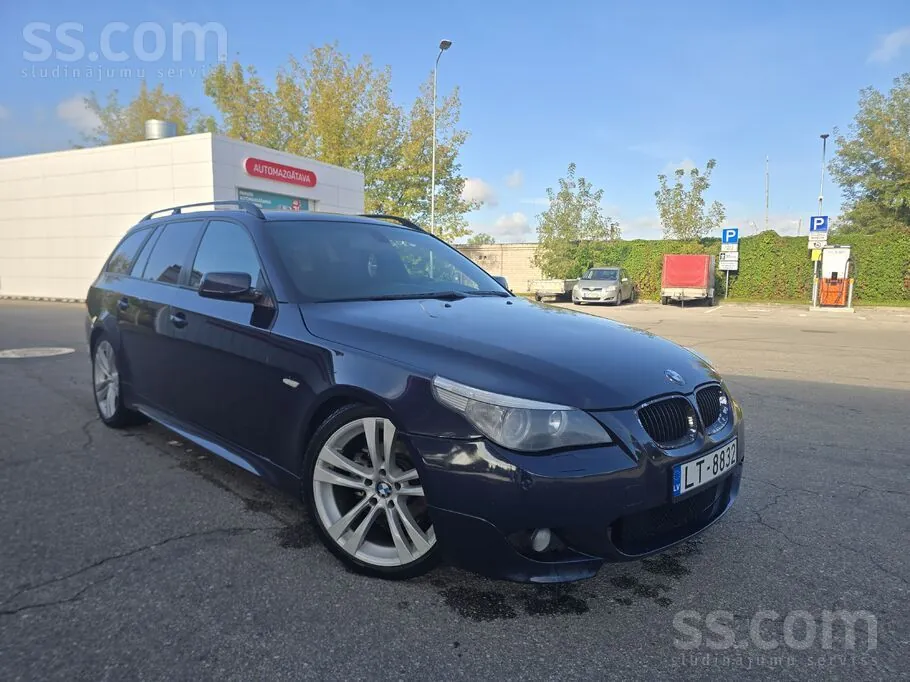 BMW 525D 2004 photo 2