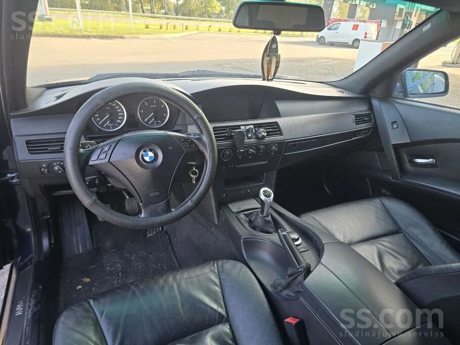 BMW 525D 2004 photo 5