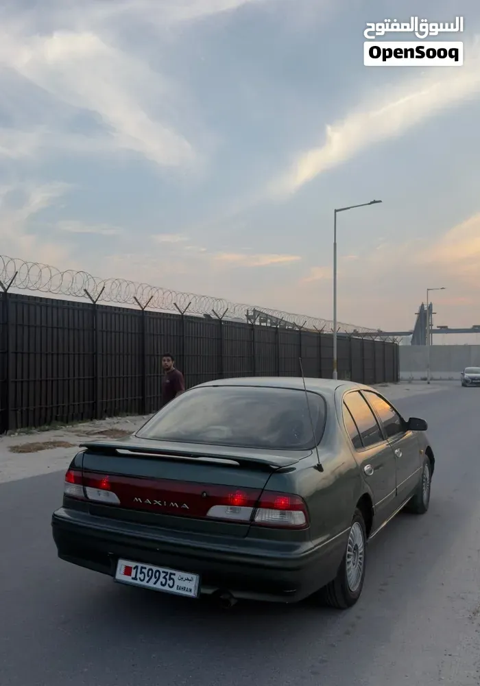 Nissan Maxima 1998 photo 5