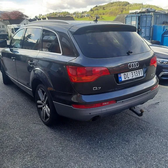 Audi Q7 2007 photo 4
