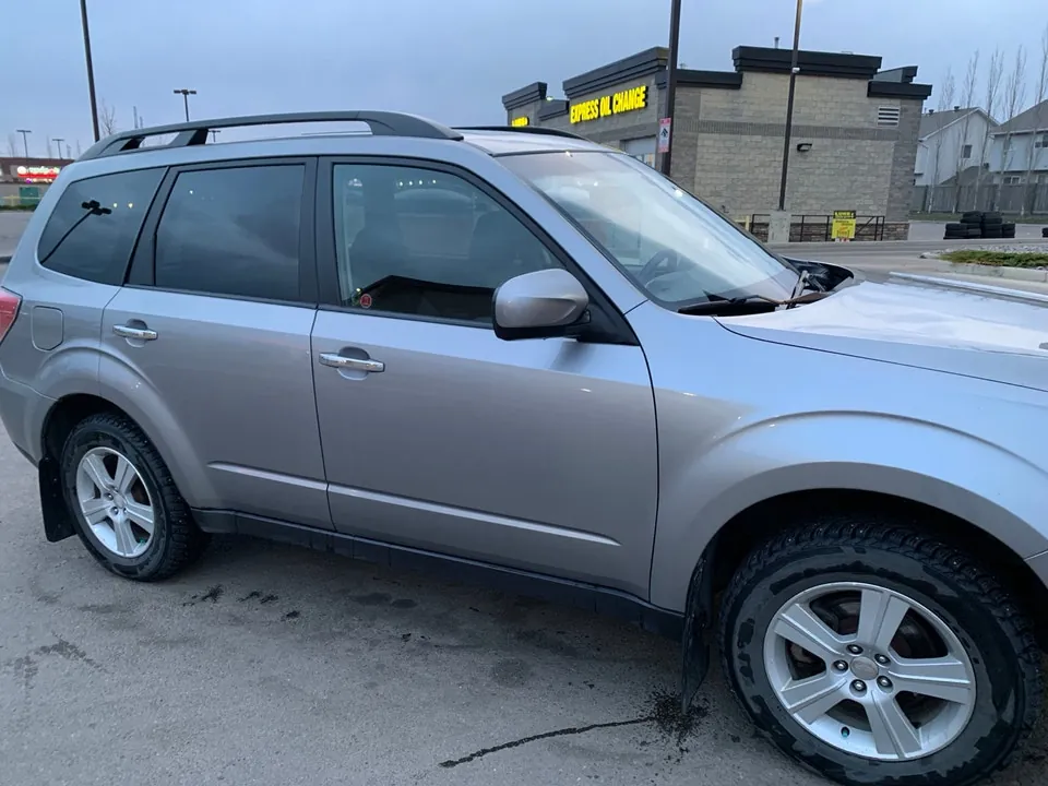 Subaru Forester 2009 photo 2