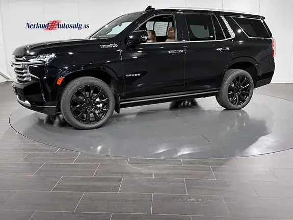 Chevrolet Tahoe 2022 photo 2