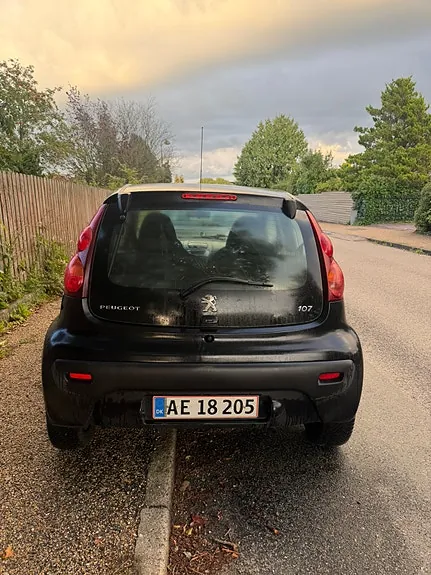 Peugeot 107 2013 photo 4