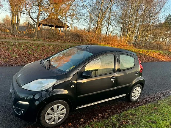 Peugeot 107 2013 photo 3