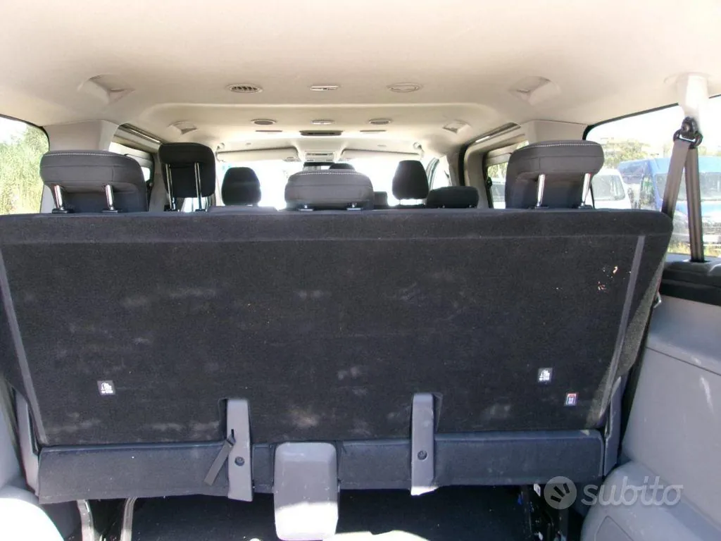 Ford Tourneo Custom 2024 photo 4