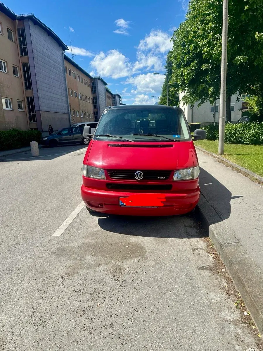 Volkswagen T4 1997 photo 2