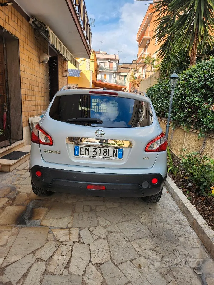 Nissan Qashqai 2012 photo 3