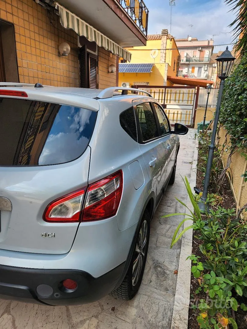 Nissan Qashqai 2012 photo 4