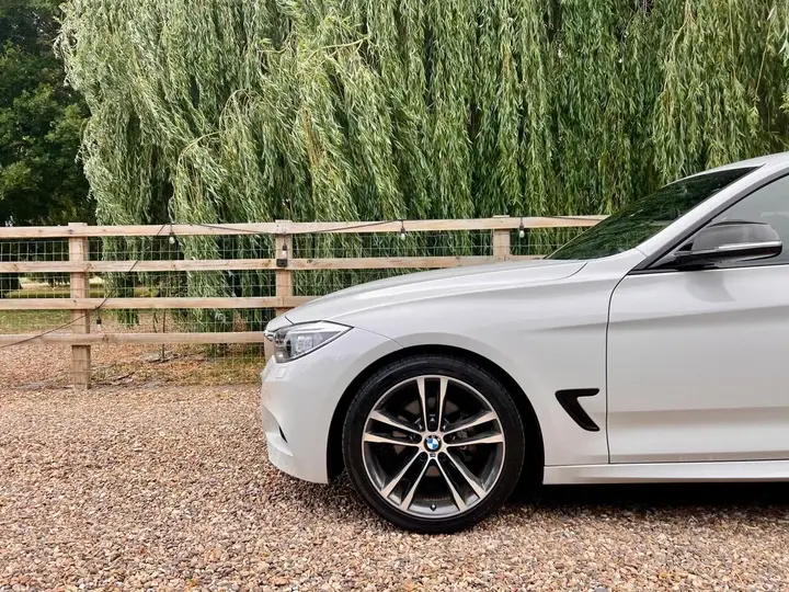 BMW 3 Series Gran Turismo 2014 photo 4