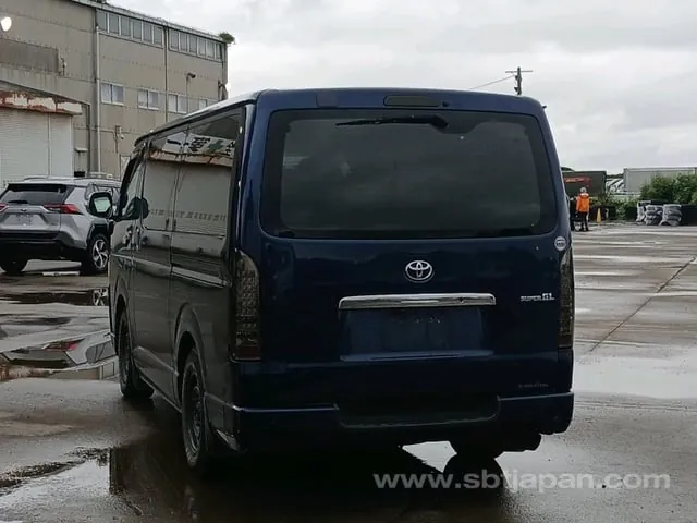 Toyota Regussace Van 2006 photo 5
