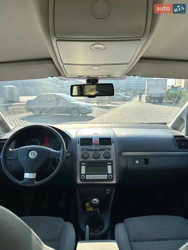 Volkswagen Touran 2007 photo 5