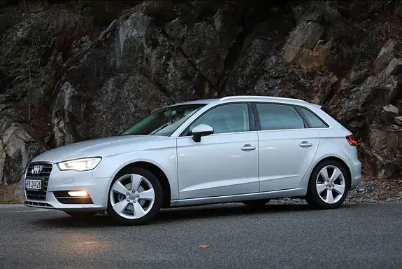 Audi A3 2014 photo 3