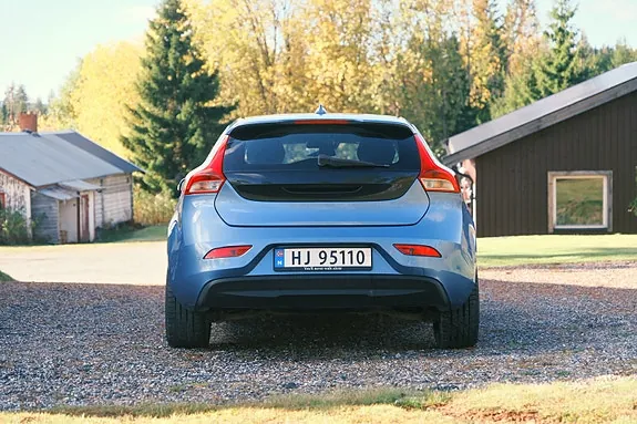 Volvo V40 2015 photo 4