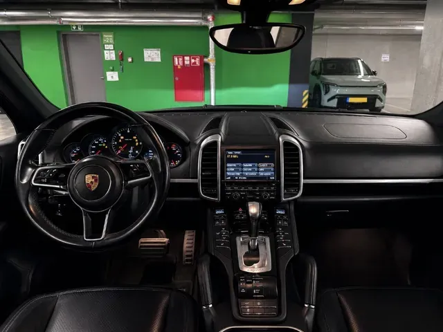 Porsche Cayenne 2015 photo 3