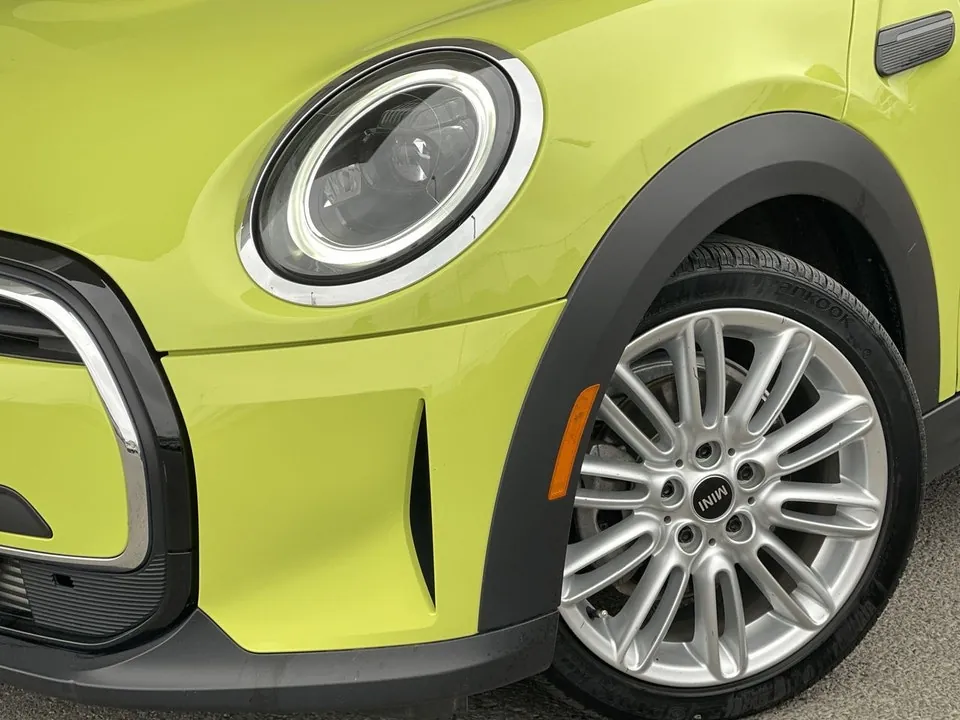 Mini Convertible 2022 photo 2