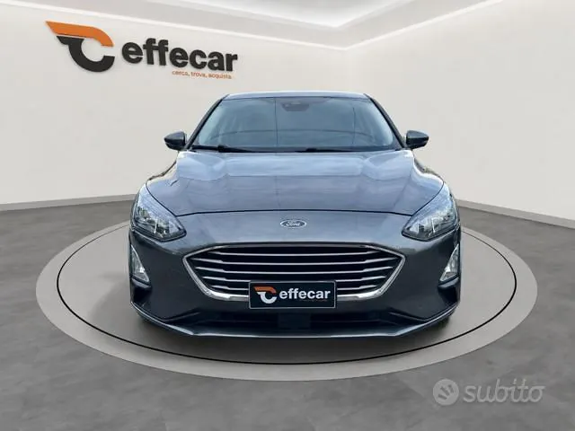 Ford Focus 2021 photo 2