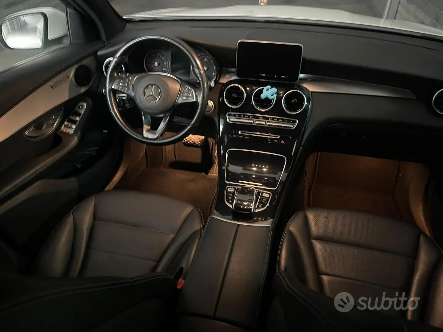 Mercedes-Benz Glc 2015 photo 4