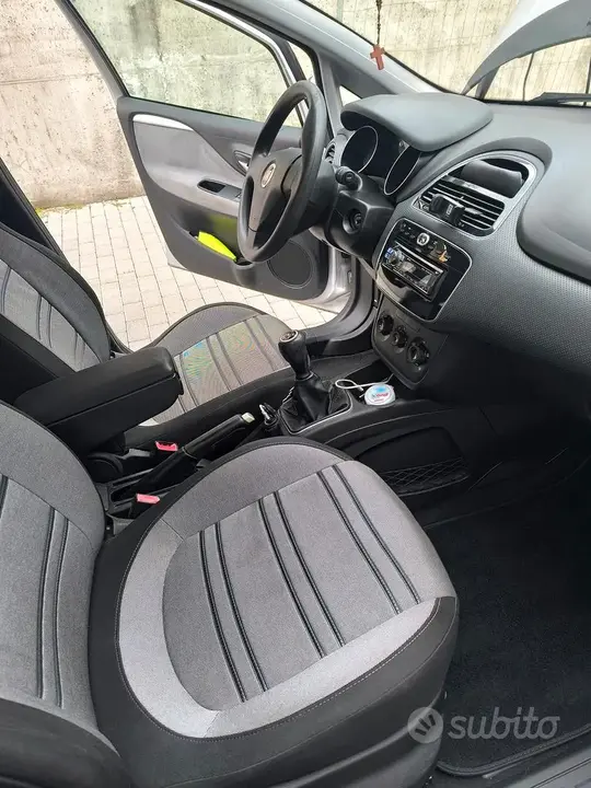 Fiat Punto Evo 2011 photo 5